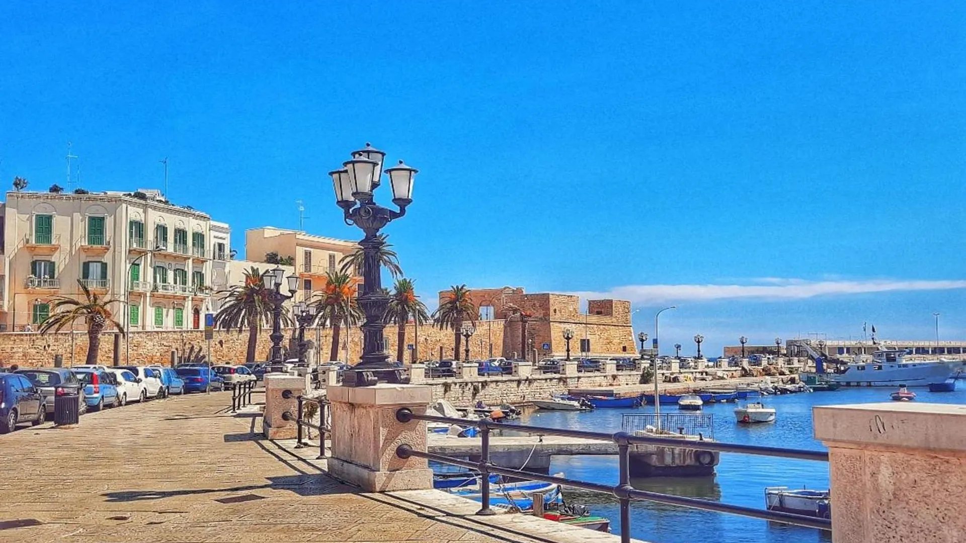 Sea Tower Apartment Bari Sea Front - Happy Rentals 0*,  Italy