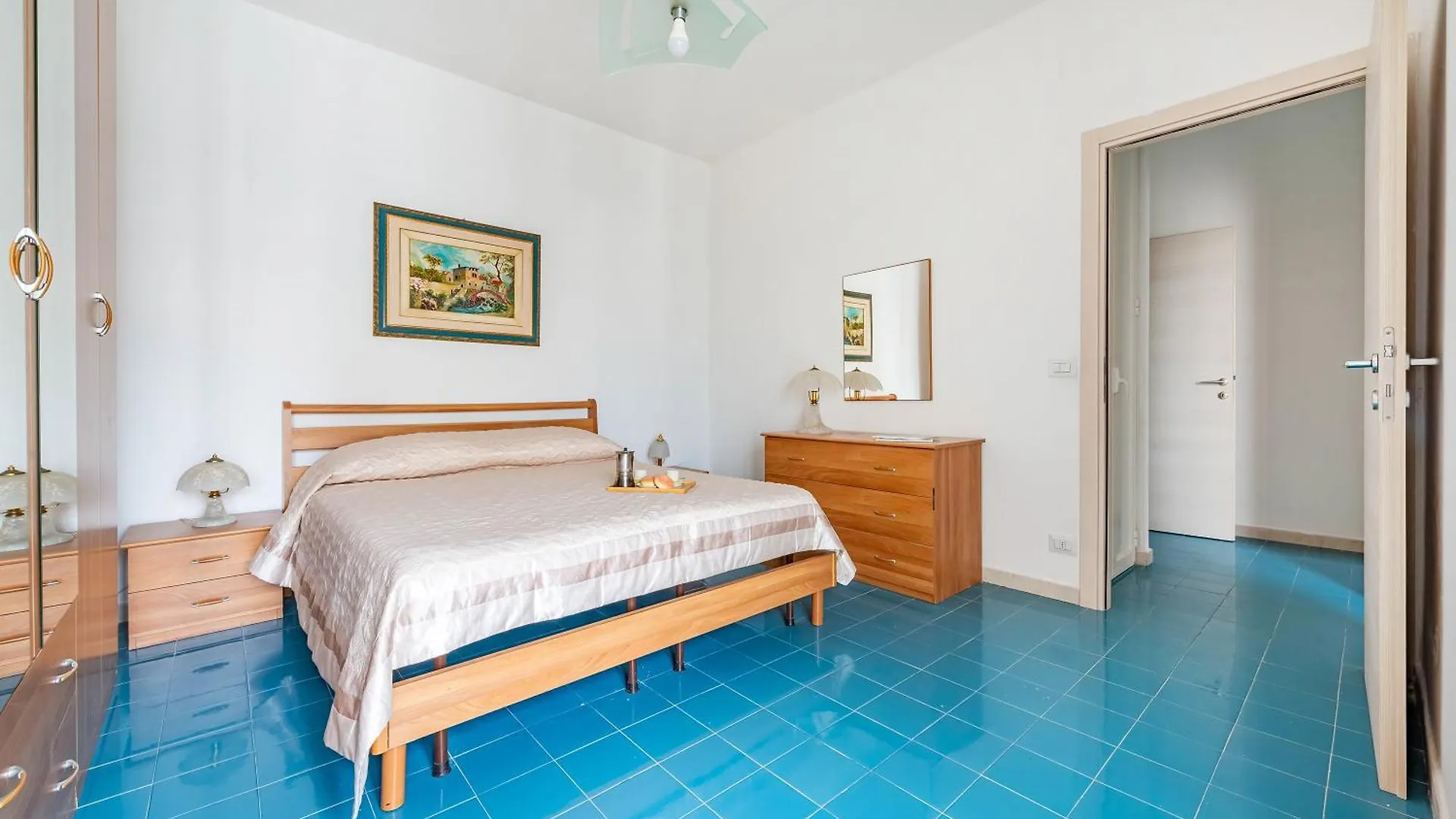 Sea Tower Apartment Bari Sea Front - Happy Rentals