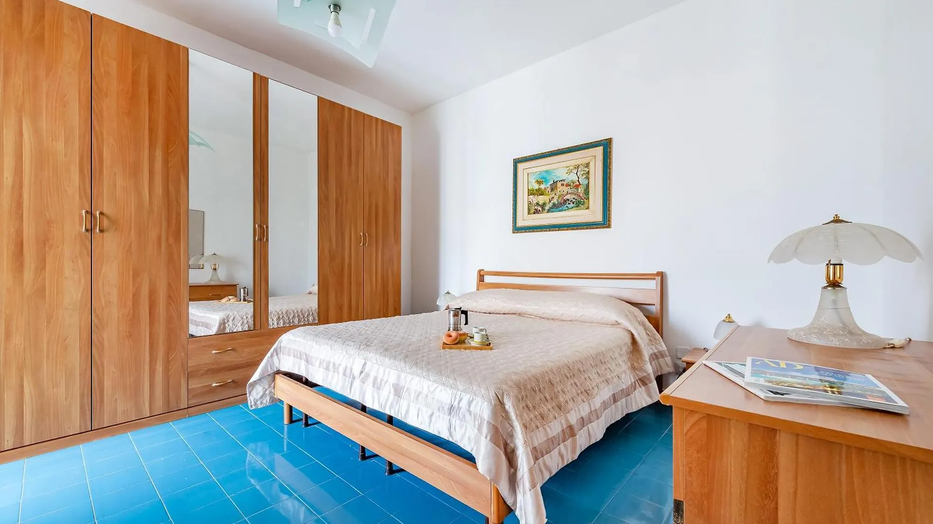 Sea Tower Apartment Bari Sea Front - Happy Rentals Italy