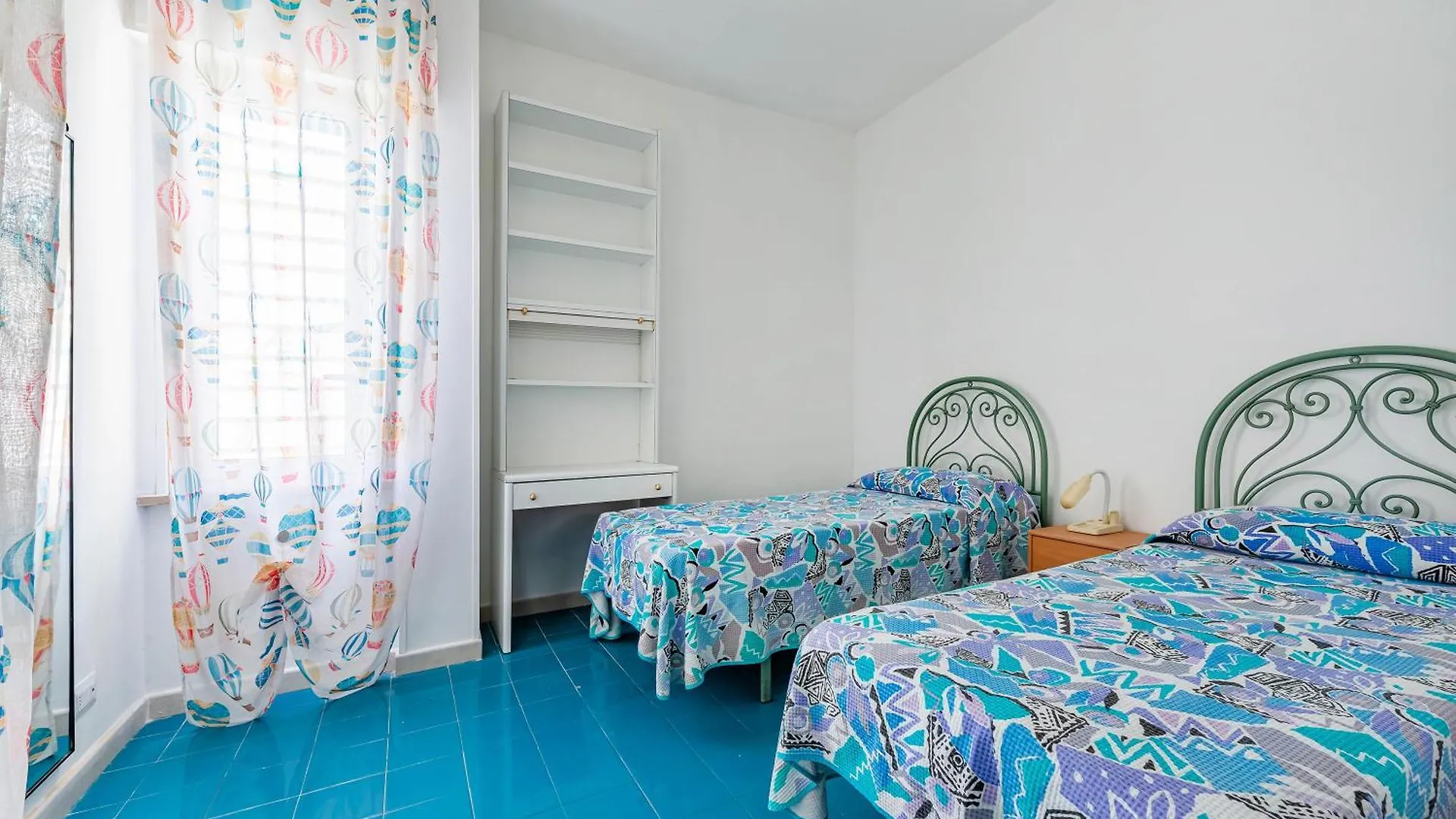Sea Tower Apartment Bari Sea Front - Happy Rentals